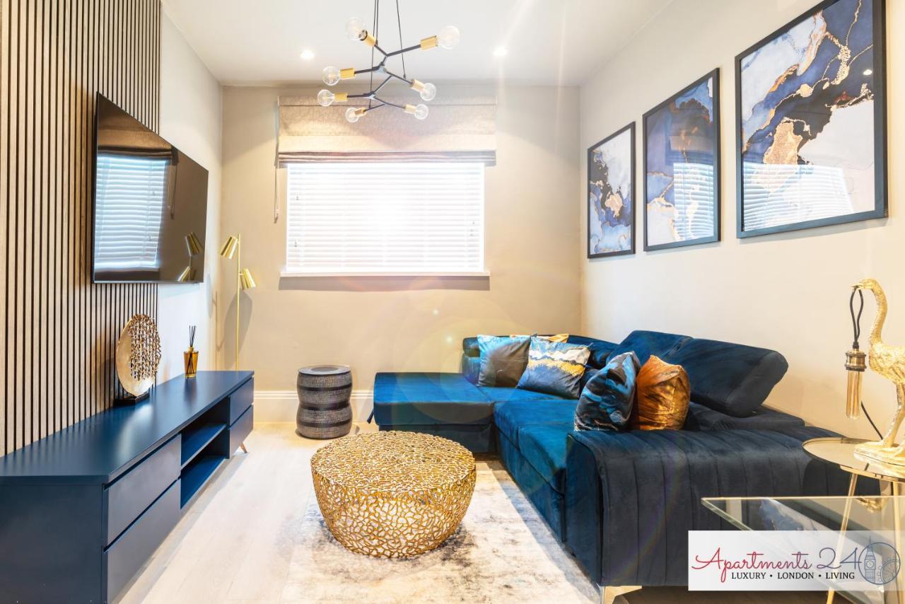 Beautiful Apartment In London เฮาน์สโลว์ ภายนอก รูปภาพ